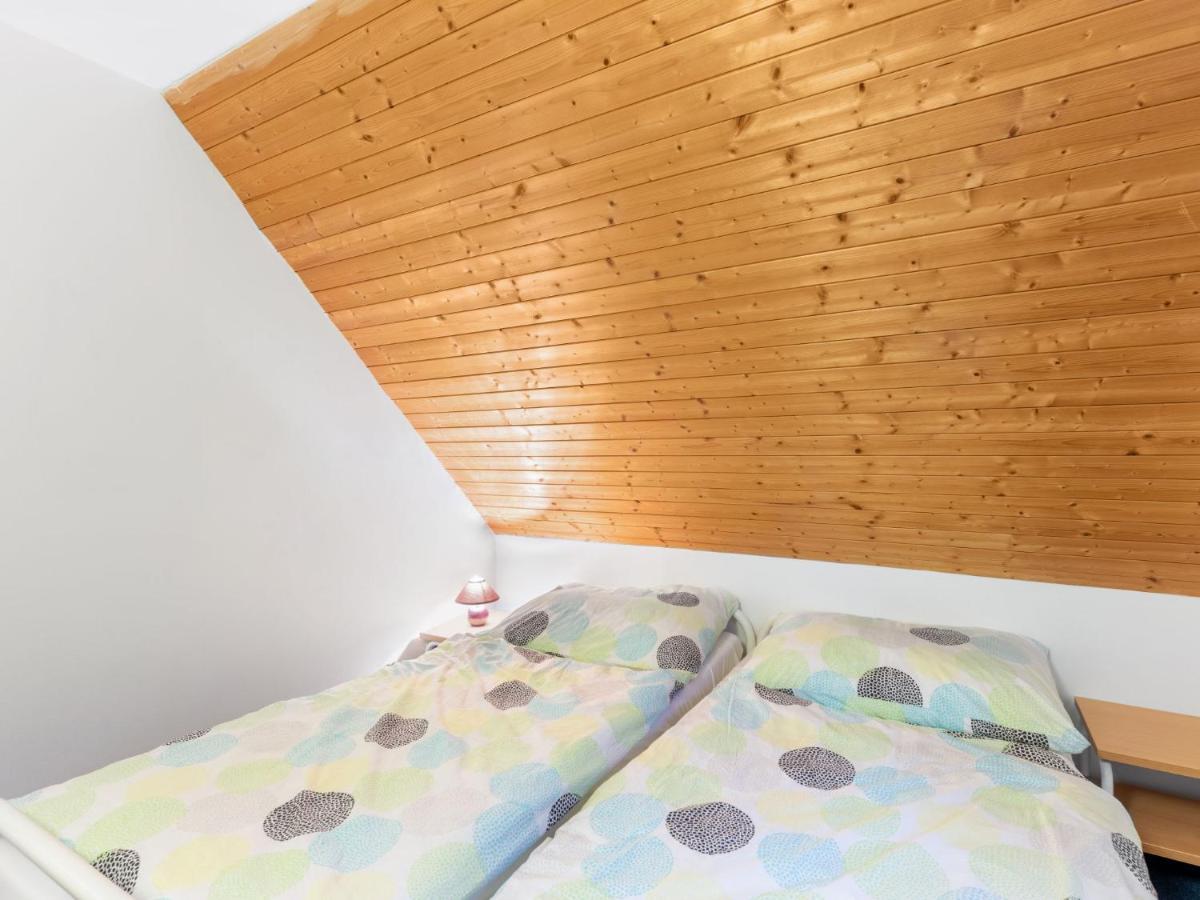 Holiday Home Holiday Hill 29 By Interhome Cista  外观 照片